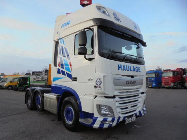 DAF XF 460 6X2 RHD - 牵引车:图3 DAF XF 460 6X2 RHD - 牵引车:图3