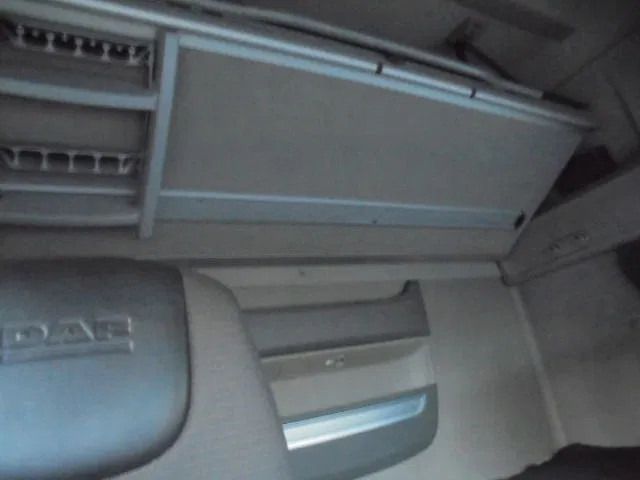 牵引车 DAF XF 460 6X2 RHD:图11 牵引车 DAF XF 460 6X2 RHD:图11