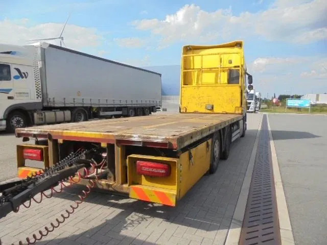 DAF XF 510 FAR 6X2 - 栏板式/ 平板卡车:图3 DAF XF 510 FAR 6X2 - 栏板式/ 平板卡车:图3
