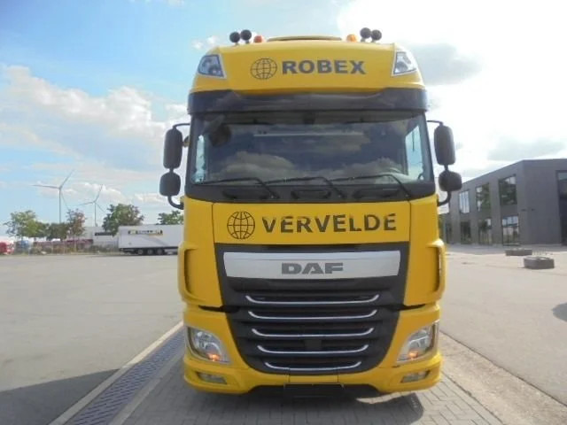 DAF XF 510 FAR 6X2 - 栏板式/ 平板卡车:图2 DAF XF 510 FAR 6X2 - 栏板式/ 平板卡车:图2