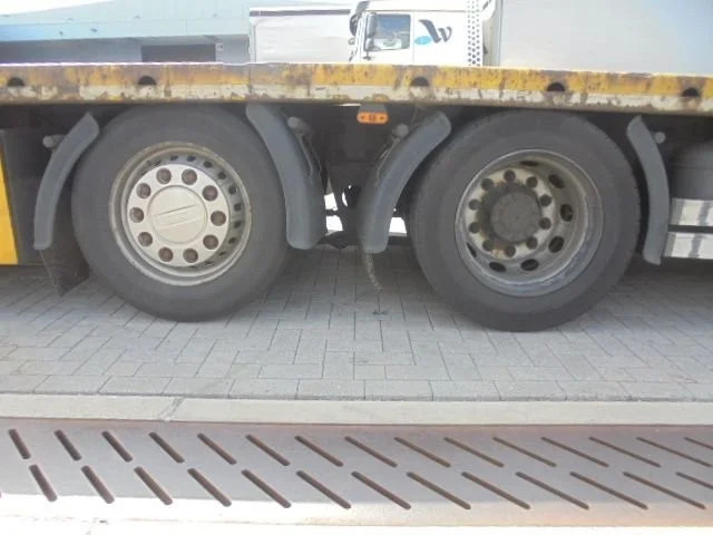 DAF XF 510 FAR 6X2 - 栏板式/ 平板卡车:图4 DAF XF 510 FAR 6X2 - 栏板式/ 平板卡车:图4