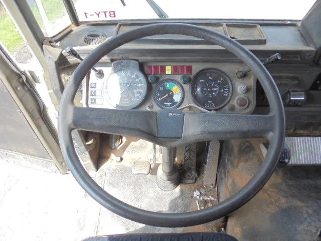 栏板式/ 平板卡车 DAF YTZ 2300 6X6 FULL STEEL：图8