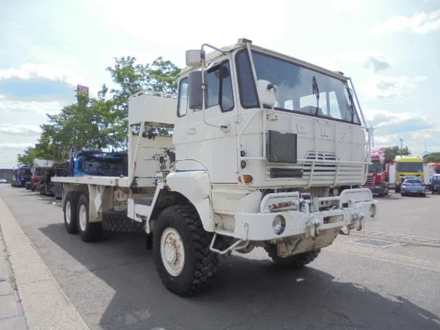 DAF YTZ 2300 6X6 FULL STEEL - 栏板式/ 平板卡车:图3 DAF YTZ 2300 6X6 FULL STEEL - 栏板式/ 平板卡车:图3