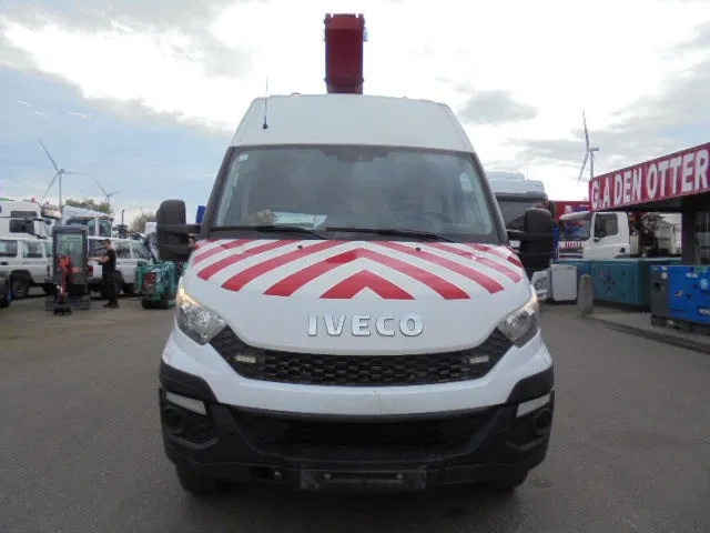Iveco Daily 70 70C17 - 卡车:图2 Iveco Daily 70 70C17 - 卡车:图2