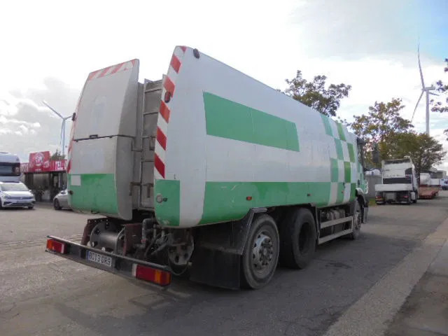 Iveco Stralis 270 WATER TANK - 罐车:图4 Iveco Stralis 270 WATER TANK - 罐车:图4