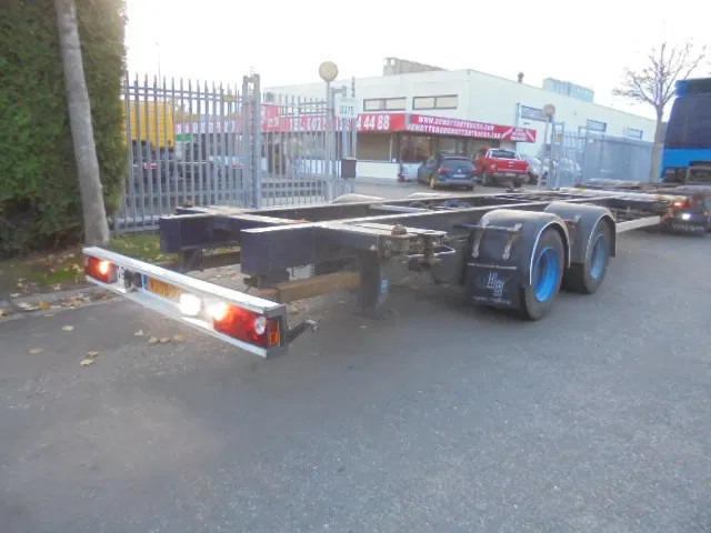 Kögel YWE 18 - 集装箱运输车/ 可拆卸车身的拖车:图4 Kögel YWE 18 - 集装箱运输车/ 可拆卸车身的拖车:图4