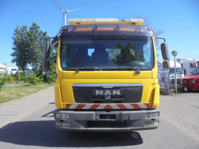 MAN TGL 8-220 - 自动转运卡车:图2 MAN TGL 8-220 - 自动转运卡车:图2