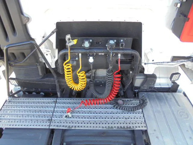 牵引车 MAN TGS 18.320:图8 牵引车 MAN TGS 18.320:图8