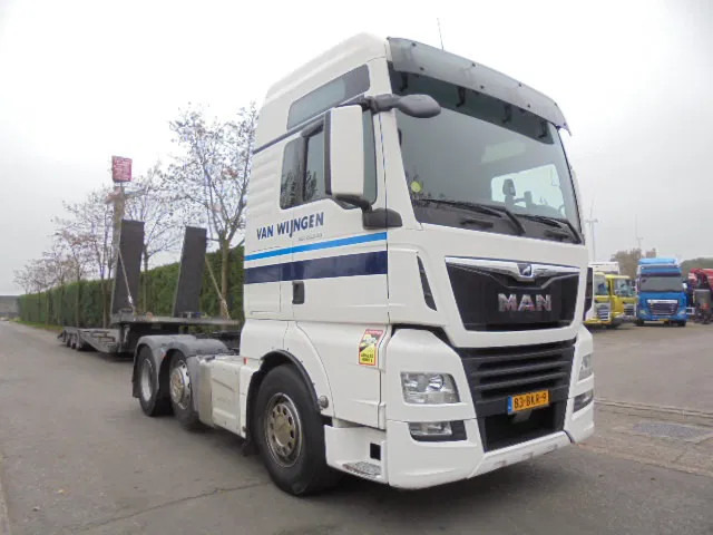 MAN TGX 26.500 XXL 6X2 SMART TACHO 20X IN STOCK - 牵引车:图3 MAN TGX 26.500 XXL 6X2 SMART TACHO 20X IN STOCK - 牵引车:图3