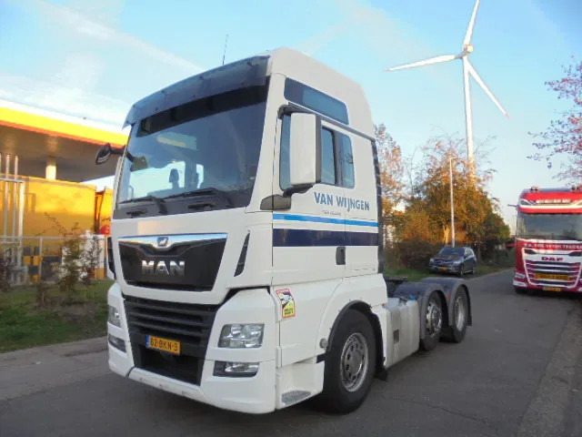 MAN TGX 26.500 XXL 6X2 SMART TACHO NL TRUCK 20X IN STOCK - 牵引车:图1 MAN TGX 26.500 XXL 6X2 SMART TACHO NL TRUCK 20X IN STOCK - 牵引车:图1