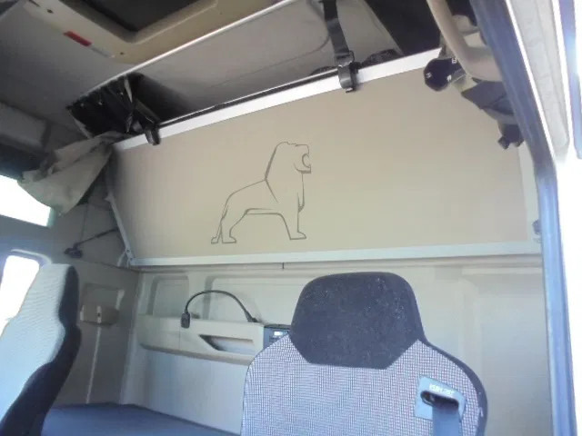 牵引车 MAN TGX 26.500 XXL NL TRUCK SMART TACHO:图14 牵引车 MAN TGX 26.500 XXL NL TRUCK SMART TACHO:图14