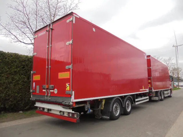 MAN TGX 26.500 XXL + RETARDER + FRC 2026 - 冷藏车:图4 MAN TGX 26.500 XXL + RETARDER + FRC 2026 - 冷藏车:图4