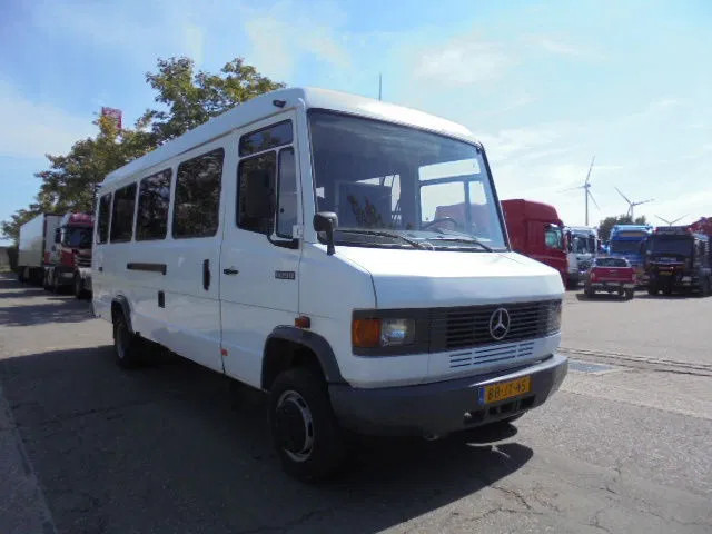 Mercedes-Benz 609D - 小型巴士, 小型客车:图3 Mercedes-Benz 609D - 小型巴士, 小型客车:图3