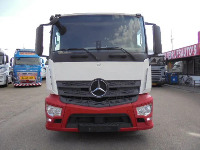 Mercedes-Benz ACTROS 2340 6X2 - 自动转运卡车:图2 Mercedes-Benz ACTROS 2340 6X2 - 自动转运卡车:图2