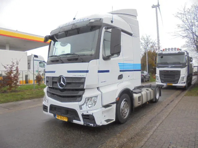 Mercedes-Benz Actros 1840 LS NL TRUCK - 牵引车:图1 Mercedes-Benz Actros 1840 LS NL TRUCK - 牵引车:图1