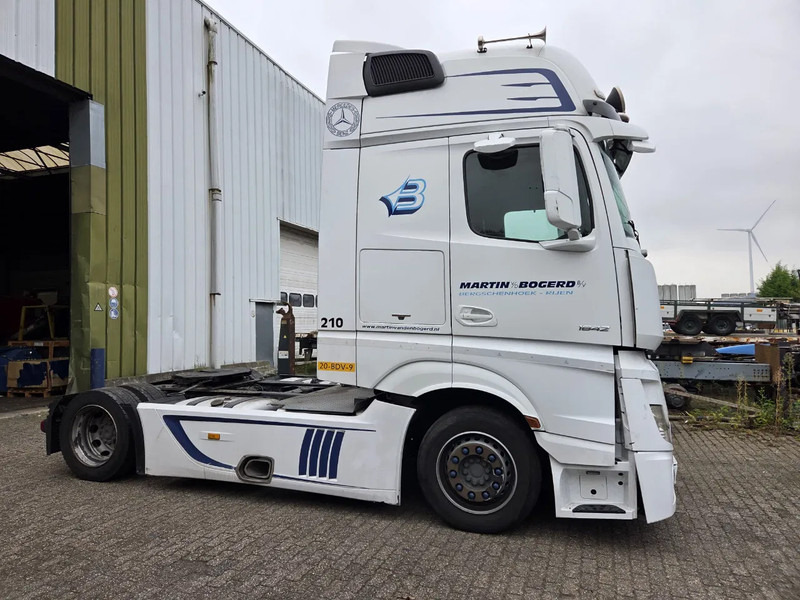Mercedes-Benz Actros 1842 LS CABINE SCHADE NL TRUCK - 牵引车:图3 Mercedes-Benz Actros 1842 LS CABINE SCHADE NL TRUCK - 牵引车:图3