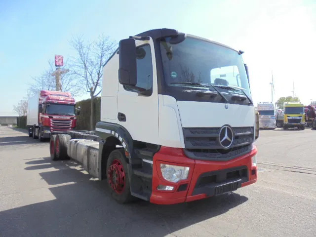 Mercedes-Benz Actros 2340 LL - 自动转运卡车:图3 Mercedes-Benz Actros 2340 LL - 自动转运卡车:图3