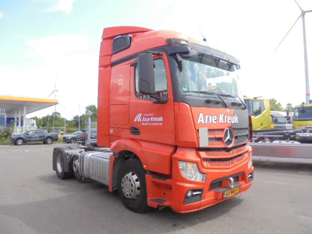 Mercedes-Benz Actros 2343 6X2 VOORLOOPAS - 牵引车:图3 Mercedes-Benz Actros 2343 6X2 VOORLOOPAS - 牵引车:图3