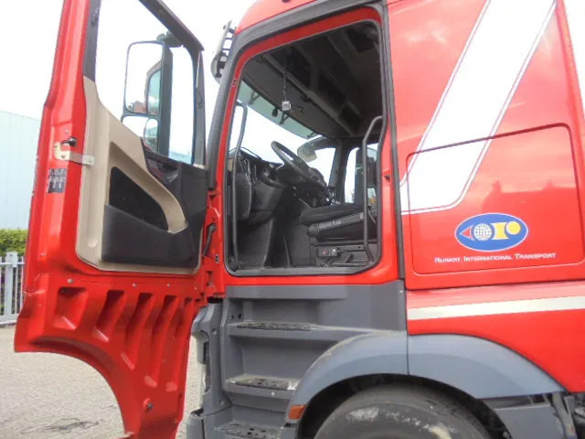 Mercedes-Benz Actros 2542 6X2 ENGINE NOT OK - 驾驶室底盘卡车:图5 Mercedes-Benz Actros 2542 6X2 ENGINE NOT OK - 驾驶室底盘卡车:图5