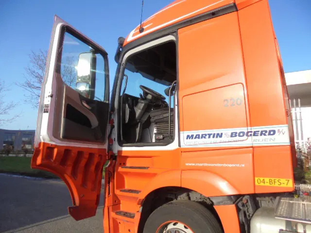 牵引车 Mercedes-Benz Actros 2645 EUR6 6X2：图8