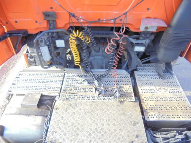 牵引车 Mercedes-Benz Actros 2645 EUR6 6X2：图14