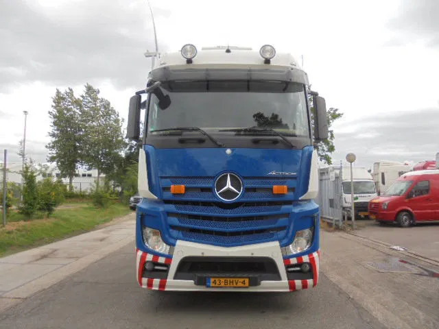 Mercedes-Benz Actros 4158 8X4 180 TON NL KENTEKEN - 牵引车:图2 Mercedes-Benz Actros 4158 8X4 180 TON NL KENTEKEN - 牵引车:图2
