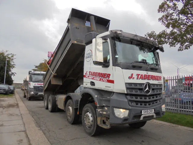 Mercedes-Benz Arocs 3243 K 8X4 - 翻斗车:图3 Mercedes-Benz Arocs 3243 K 8X4 - 翻斗车:图3
