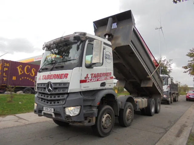 Mercedes-Benz Arocs 3243 K 8X4 - 翻斗车:图1 Mercedes-Benz Arocs 3243 K 8X4 - 翻斗车:图1