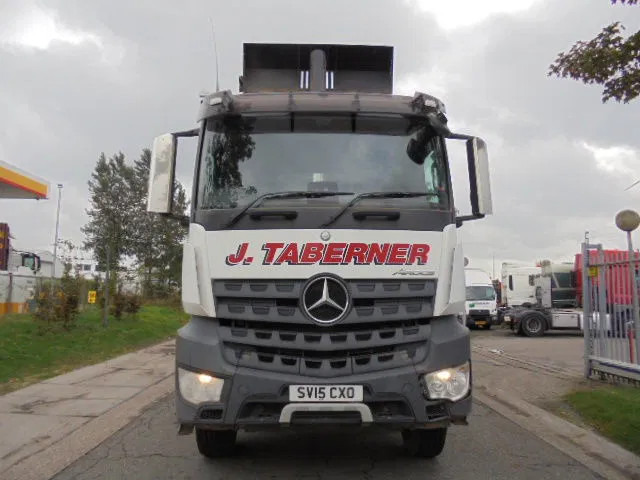 Mercedes-Benz Arocs 3243 K 8X4 - 翻斗车:图2 Mercedes-Benz Arocs 3243 K 8X4 - 翻斗车:图2