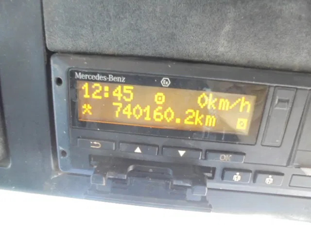 翻斗车 Mercedes-Benz Arocs 3340 8X4：图18