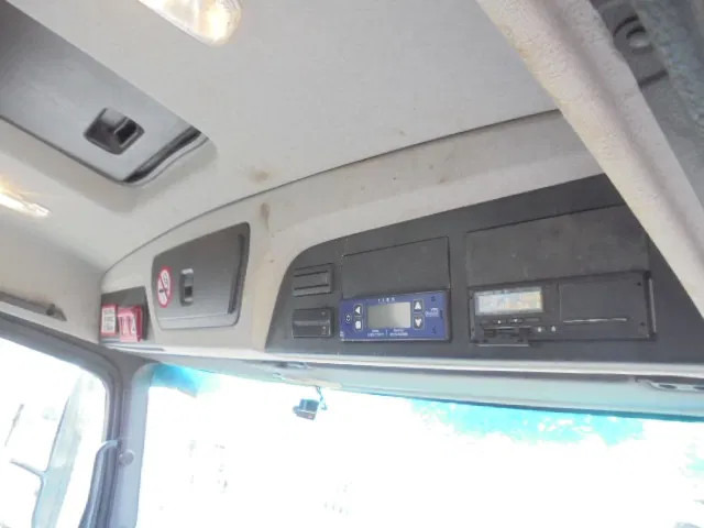 翻斗车 Mercedes-Benz Arocs 3340 8X4：图16