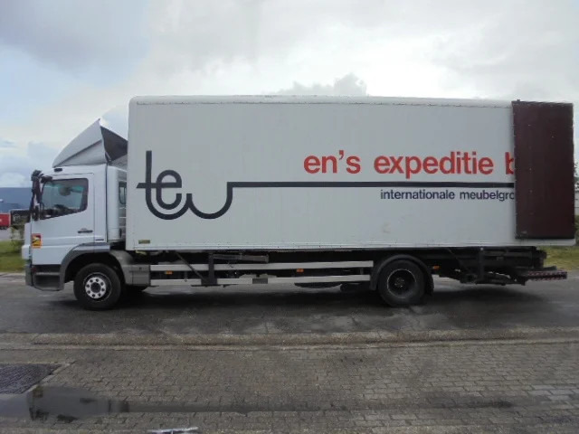 Mercedes-Benz Atego 1529 290 PS MANEEL GEARBOX - 厢式卡车:图4 Mercedes-Benz Atego 1529 290 PS MANEEL GEARBOX - 厢式卡车:图4