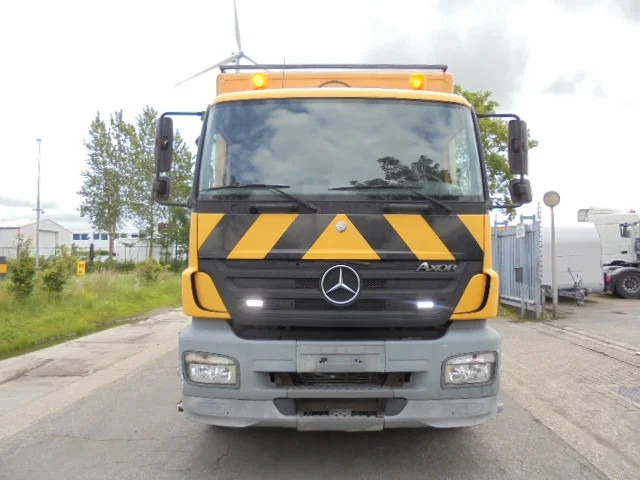 Mercedes-Benz Axor 1828 - 起重车:图2 Mercedes-Benz Axor 1828 - 起重车:图2