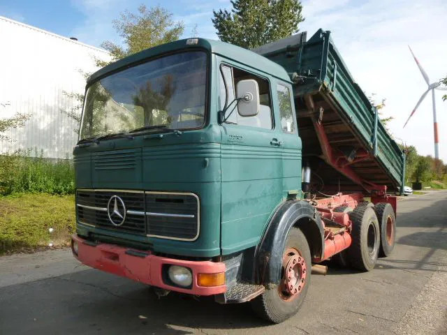 Mercedes-Benz LP LPK 2232 6X4 - 翻斗车:图1 Mercedes-Benz LP LPK 2232 6X4 - 翻斗车:图1
