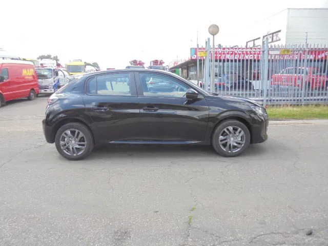 Peugeot 208 208 NEW TAX FREE - 掀背车:图4 Peugeot 208 208 NEW TAX FREE - 掀背车:图4