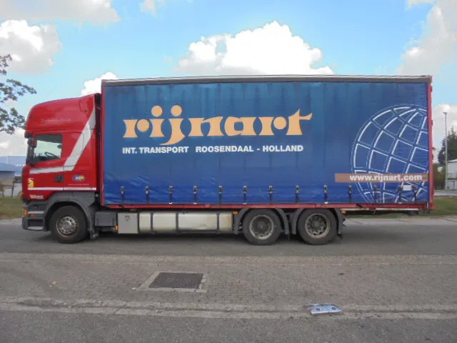 Scania R400 6X2 RETARDER BDF - 厢式卡车:图5 Scania R400 6X2 RETARDER BDF - 厢式卡车:图5