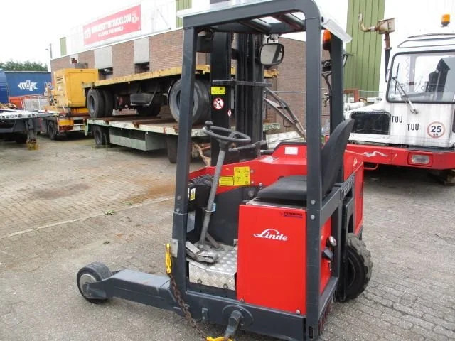 Terberg KINGLIFT TKL-S-X3 - 随车叉车:图1 Terberg KINGLIFT TKL-S-X3 - 随车叉车:图1