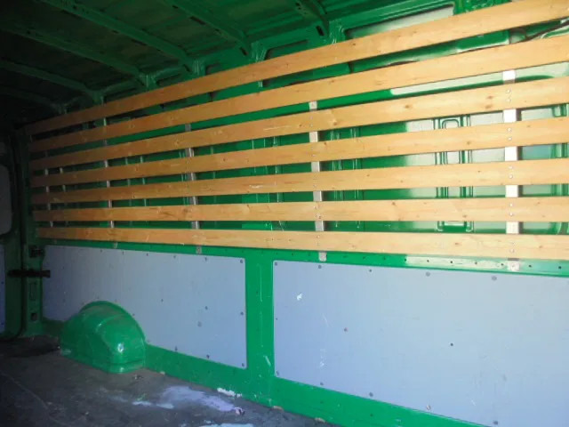 Volkswagen Crafter SYN1E NL VAN - 无侧窗厢式货车:图5 Volkswagen Crafter SYN1E NL VAN - 无侧窗厢式货车:图5