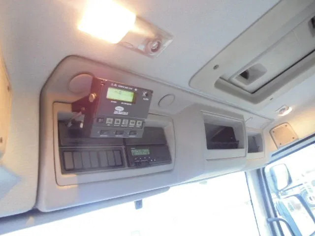 等温卡车 Volvo FE 250 CHEREAU NL TRUCK：图15