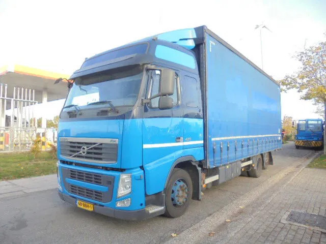 Volvo FH 420 6X2 NL TRUCK - 侧帘卡车:图1 Volvo FH 420 6X2 NL TRUCK - 侧帘卡车:图1