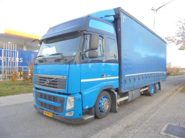 Volvo FH 420 6X2 NL TRUCK - 侧帘卡车:图1 Volvo FH 420 6X2 NL TRUCK - 侧帘卡车:图1
