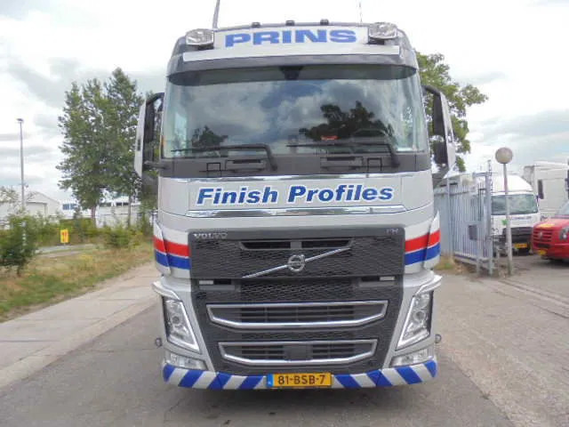 Volvo FH 420 6X2 NL TRUCK - 起重车:图2 Volvo FH 420 6X2 NL TRUCK - 起重车:图2