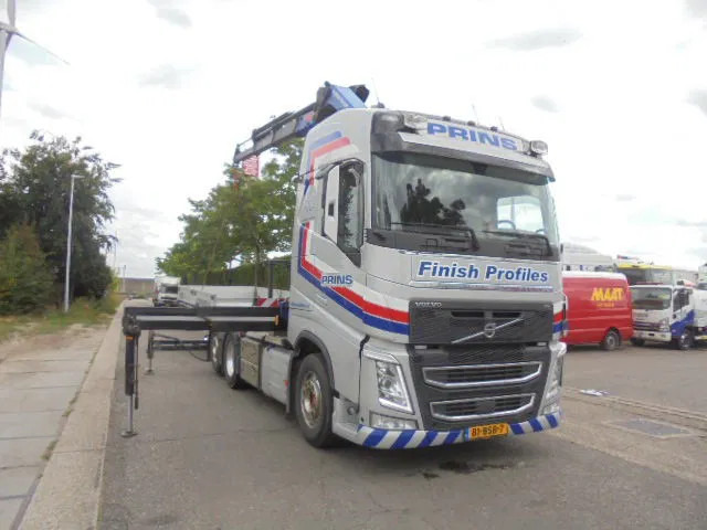 Volvo FH 420 6X2 NL TRUCK - 牵引车:图4 Volvo FH 420 6X2 NL TRUCK - 牵引车:图4