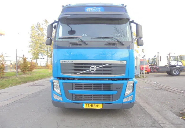 Volvo FH 420 6X2 NL TRUCK - 侧帘卡车:图2 Volvo FH 420 6X2 NL TRUCK - 侧帘卡车:图2
