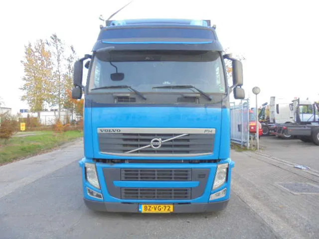 Volvo FH 420 6X2 NL TRUCK - 侧帘卡车:图2 Volvo FH 420 6X2 NL TRUCK - 侧帘卡车:图2