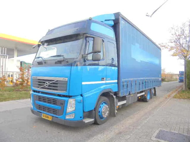 Volvo FH 420 6X2 NL TRUCK - 侧帘卡车:图1 Volvo FH 420 6X2 NL TRUCK - 侧帘卡车:图1