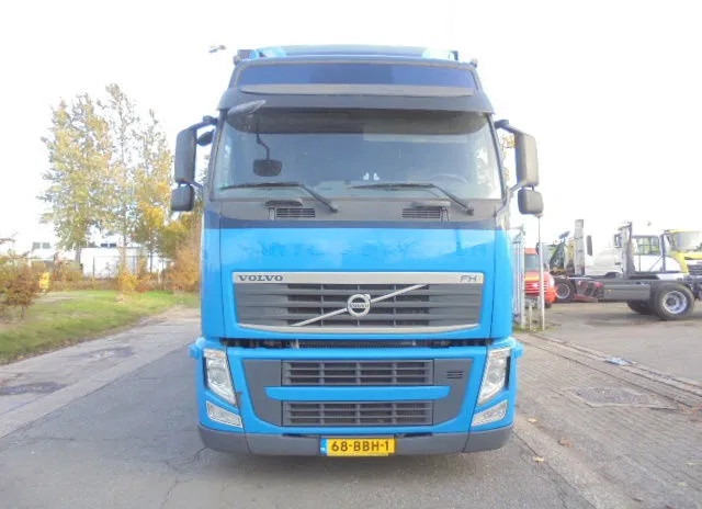 Volvo FH 420 6X2 NL TRUCK - 侧帘卡车:图2 Volvo FH 420 6X2 NL TRUCK - 侧帘卡车:图2