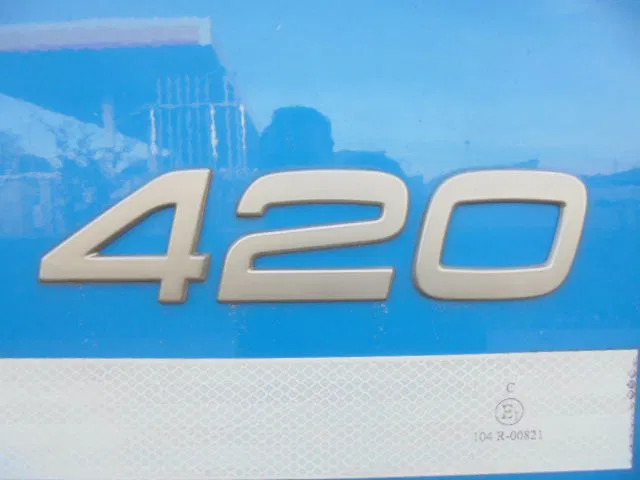 Volvo FH 420 6X2 NL TRUCK - 侧帘卡车:图4 Volvo FH 420 6X2 NL TRUCK - 侧帘卡车:图4