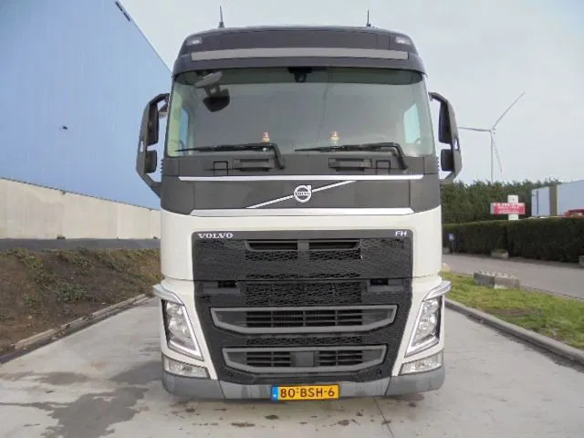 Volvo FH 420 MEGA - 牵引车:图2 Volvo FH 420 MEGA - 牵引车:图2