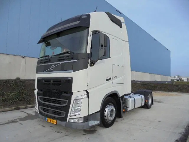 Volvo FH 420 MEGA - 牵引车:图1 Volvo FH 420 MEGA - 牵引车:图1